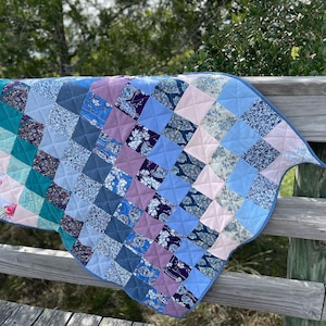 Patchwork Memory Quilt/Memory Quilt/Memory Quilt made from Clothing