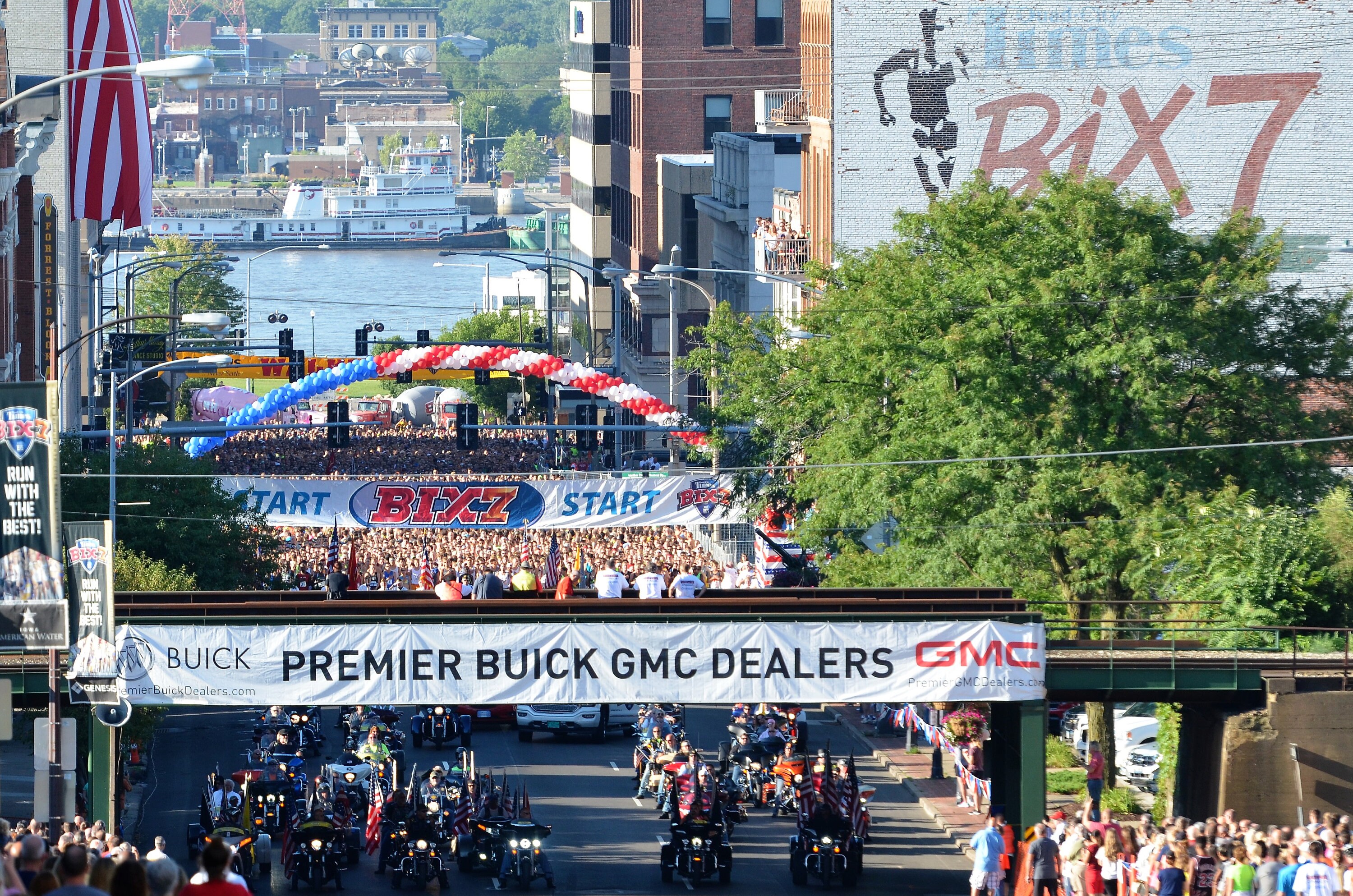 Bix 7 Road Race Starting Line Davenport Iowa Wall Art Etsy