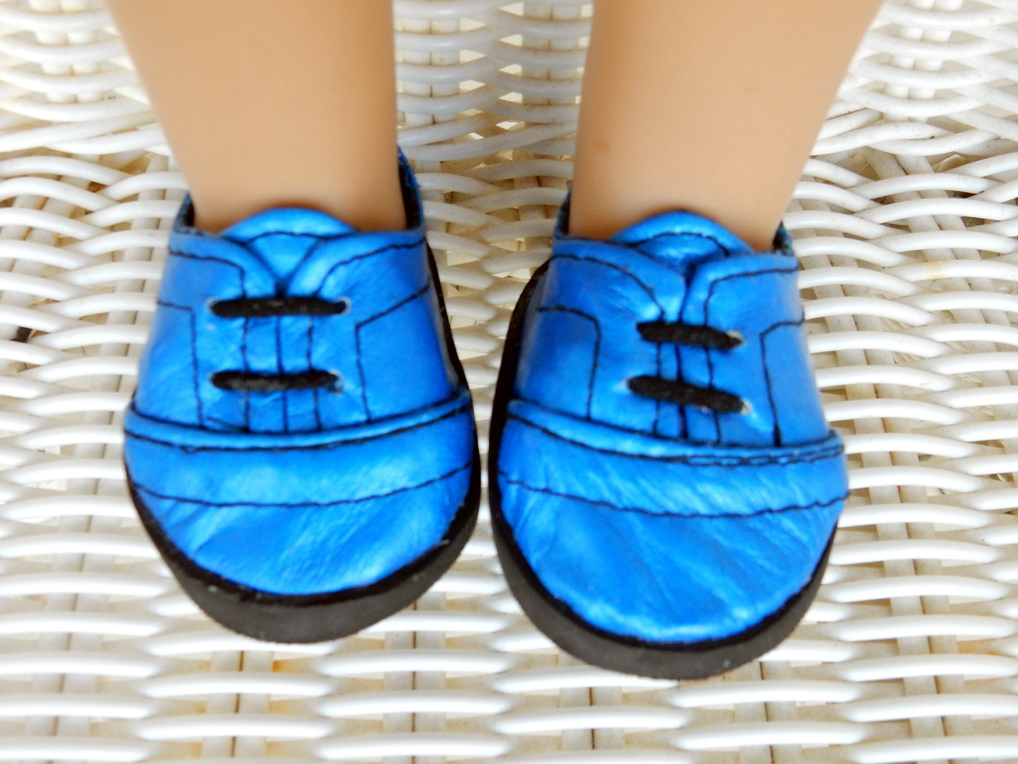 18 inch doll shoes slip on sneakers bright blue with no