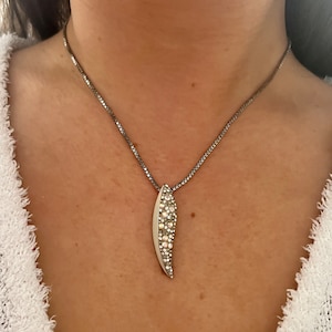 Swarovski 2nd Hand Silver Tone Sparkly Crystal Pendant Swan Mark Necklace