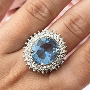 Statement Sterling Silver Baby Blue Cubic Zirconia Bling Ring UK Size: N 1/2