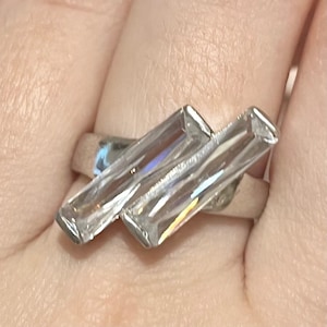 Sterling Silver Sparkly Cubic Zirconia Bling Ring UK Size: N 1/2