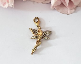 Dije de ángel querubín bañado en oro de Kirks Folly