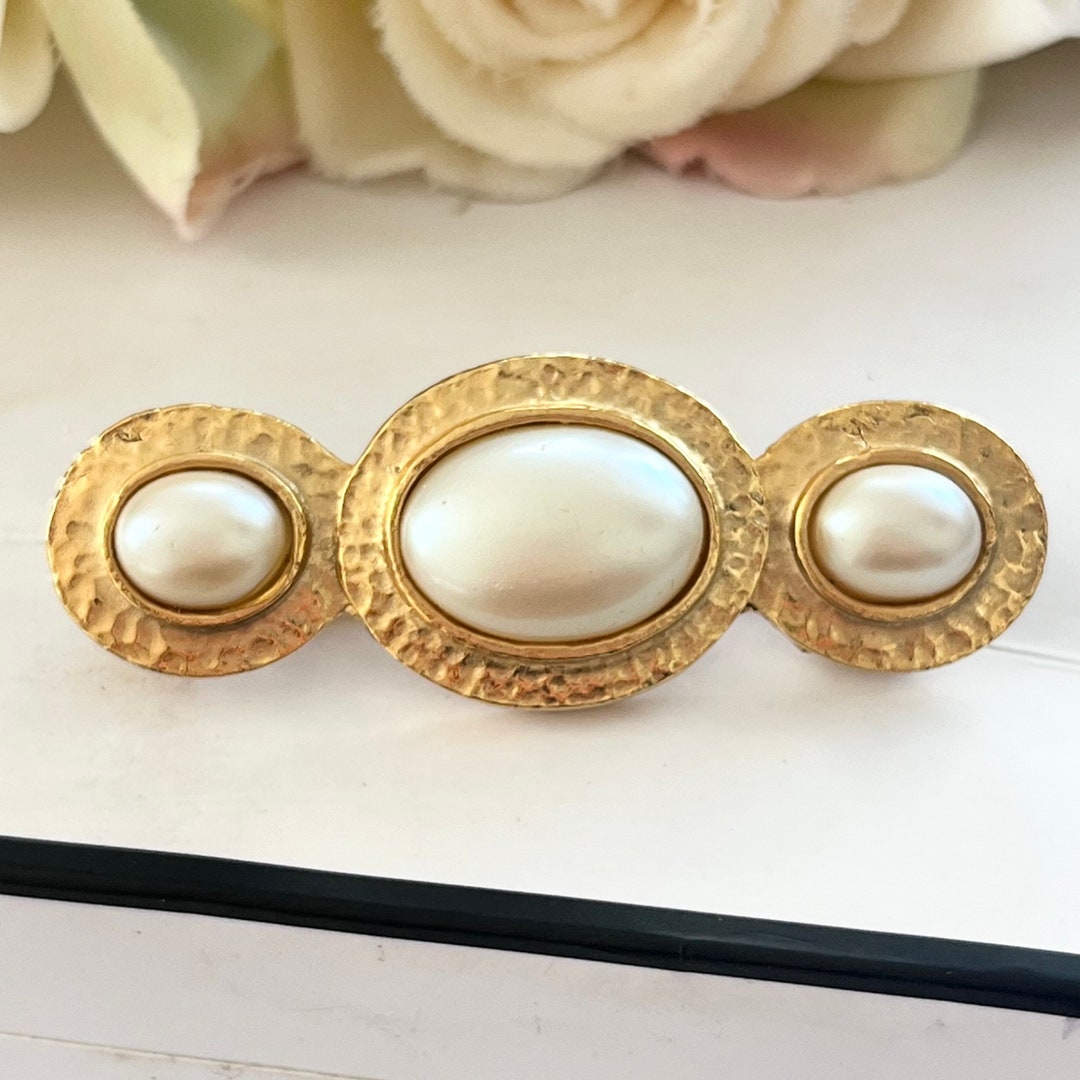 Vintage 1960s Spinx Gold Plated Faux Pearl Brooch - Etsy