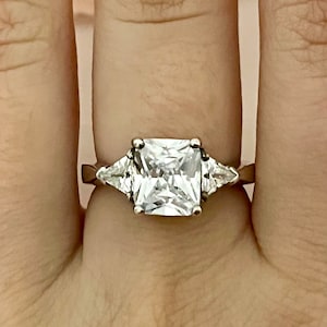 Statement Sterling Silver Cubic Zirconia Bling Ring UK Size: L