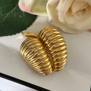 1980s Apple Gold Plated Brooch