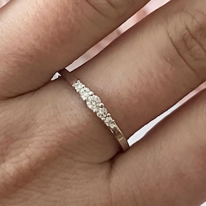 Vintage Swarovski Silver Tone Crystal Ring UK Size: P 1/2