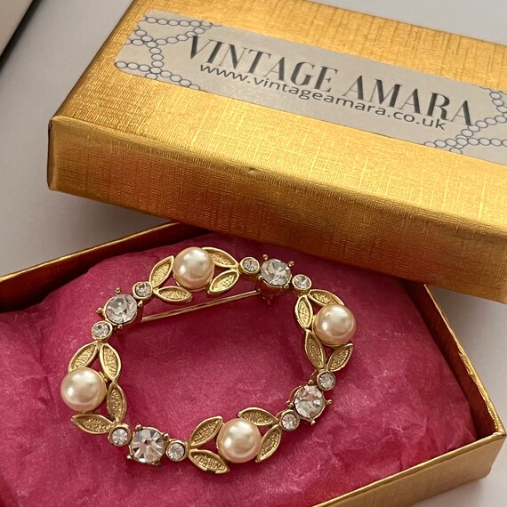 1980s Beautiful Gold Plated Faux Pearl And Diaman… - image 2