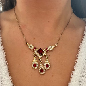1980s Gold Plated Sparkly Red and Silver Diamanté Dangly Pendant Necklace