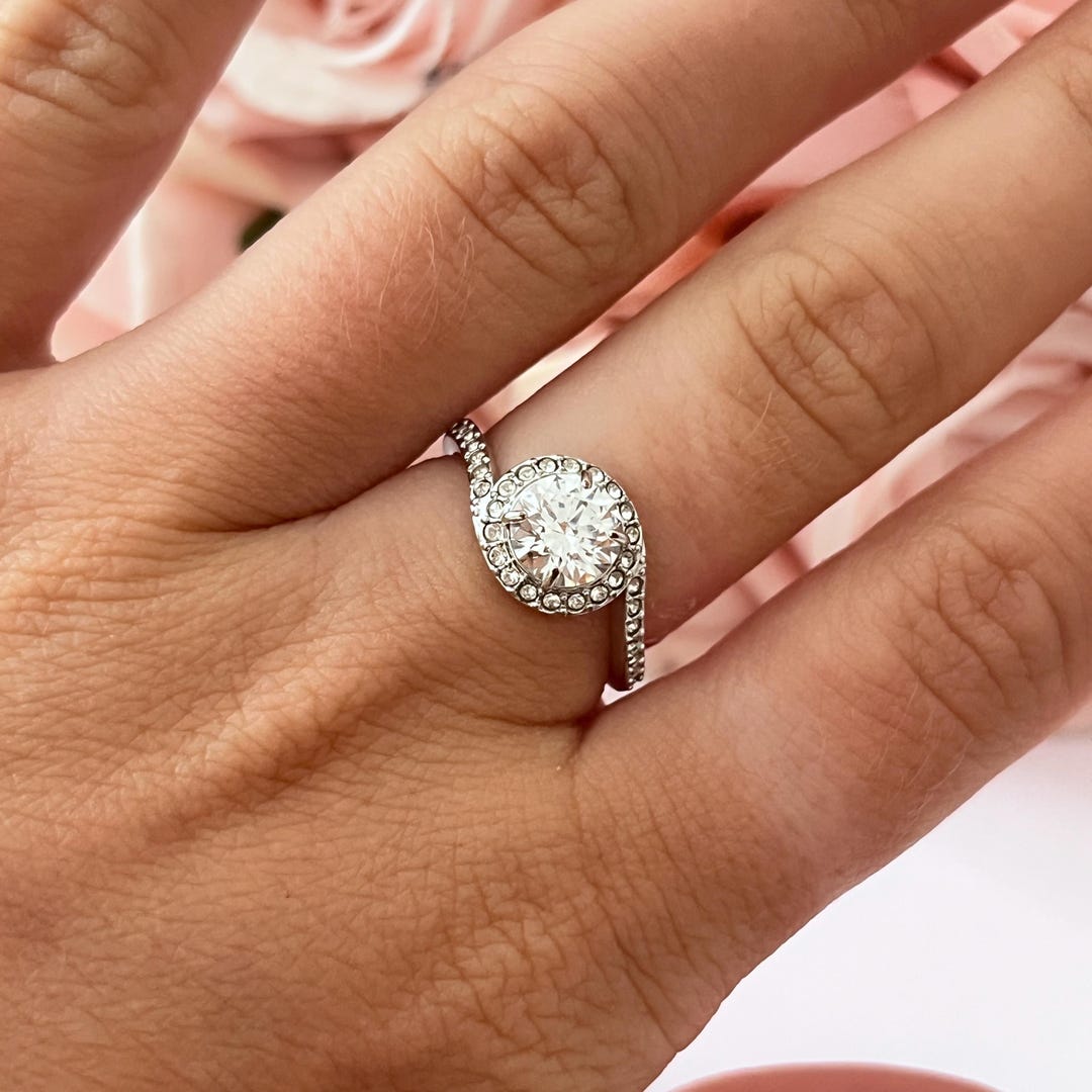 ヴィンテージ スワロフスキー シルバートーン クリスタル リング UK