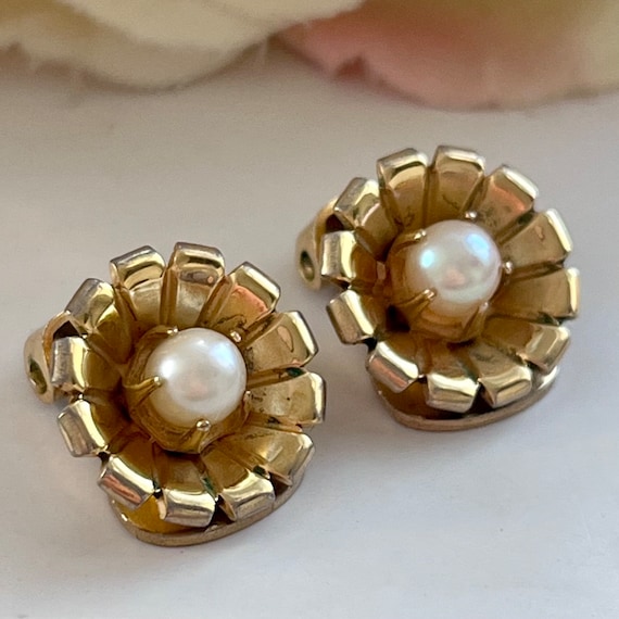 Boucles D'oreilles Vintage Clips Fleuries – Plaqué Or – Créateur – Occasion
