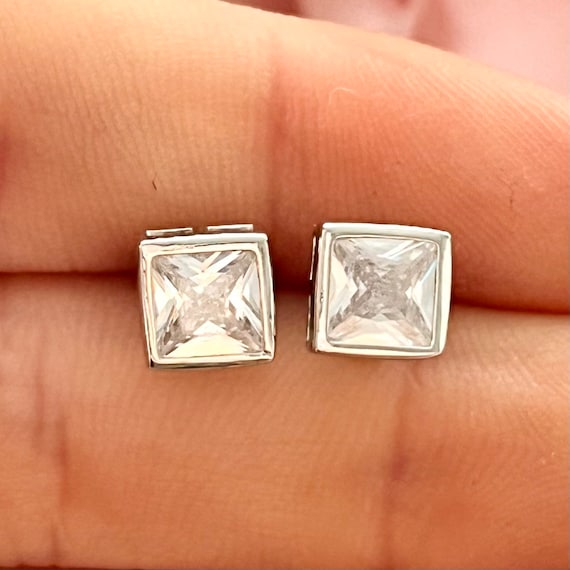Orecchini A Perno In Argento Sterling 925 Con Zirconi Rossi Taglio 478704 Orecchini A Perno In Argento Sterling 925 Con Zirconi Rossi Taglio 478704