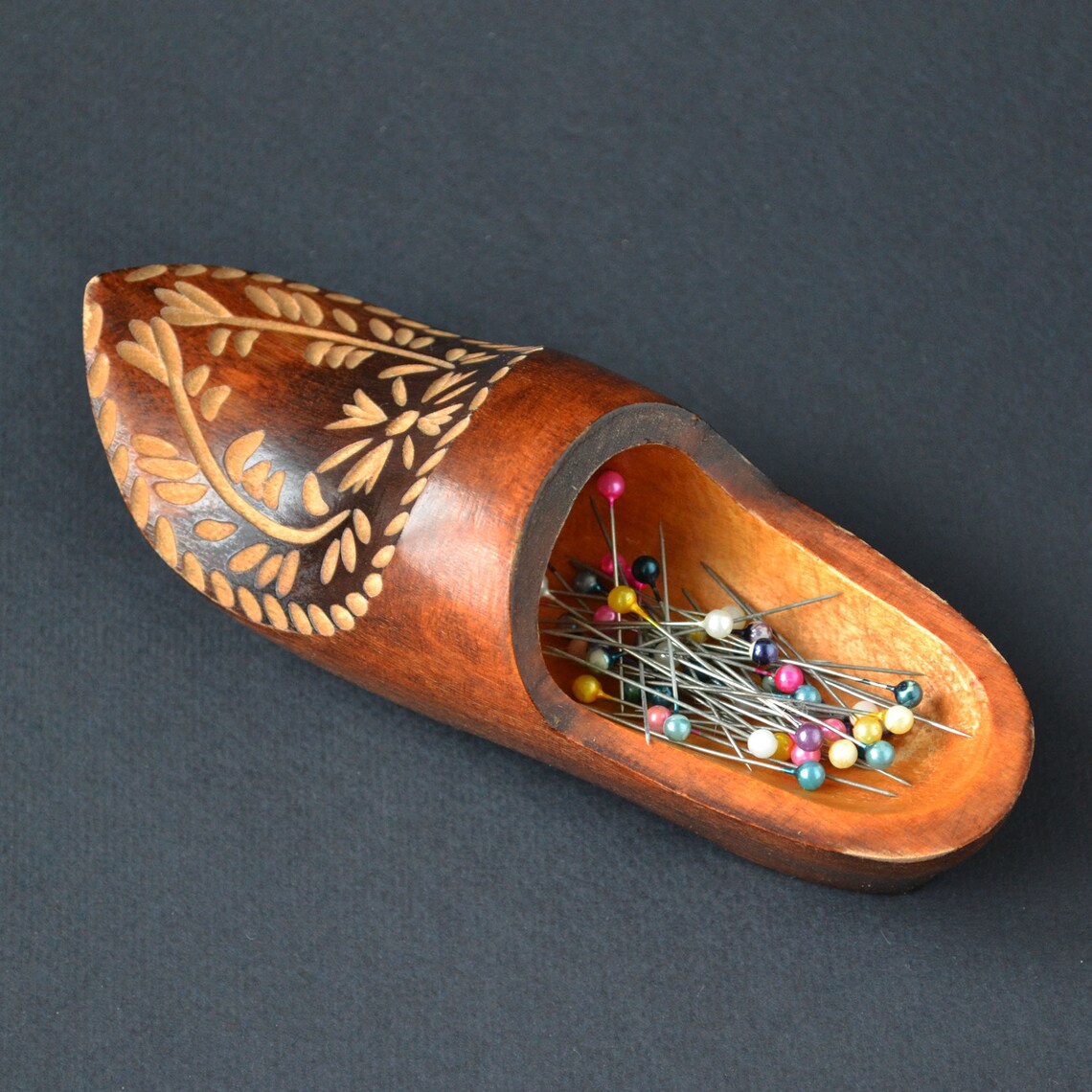 Small wooden shoe jewelry holder pins holder Etsy