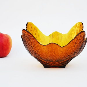 Vintage candy bowl, Fruit bowl, Brown glass plate, Decorative vase