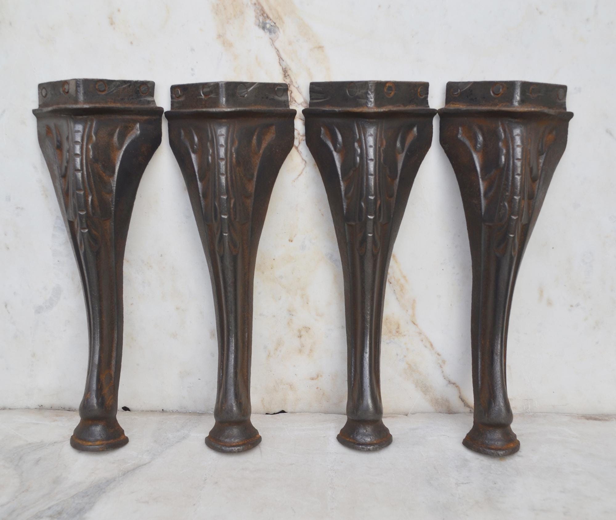Set of 4  Vintage cast iron legs, Decoration hardware for restoration