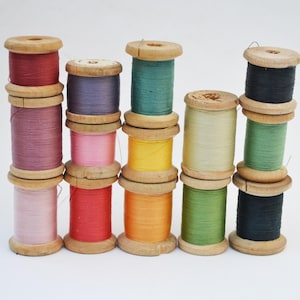 Vintage wooden spools various sizes with thread, Sewing room decor craft supply