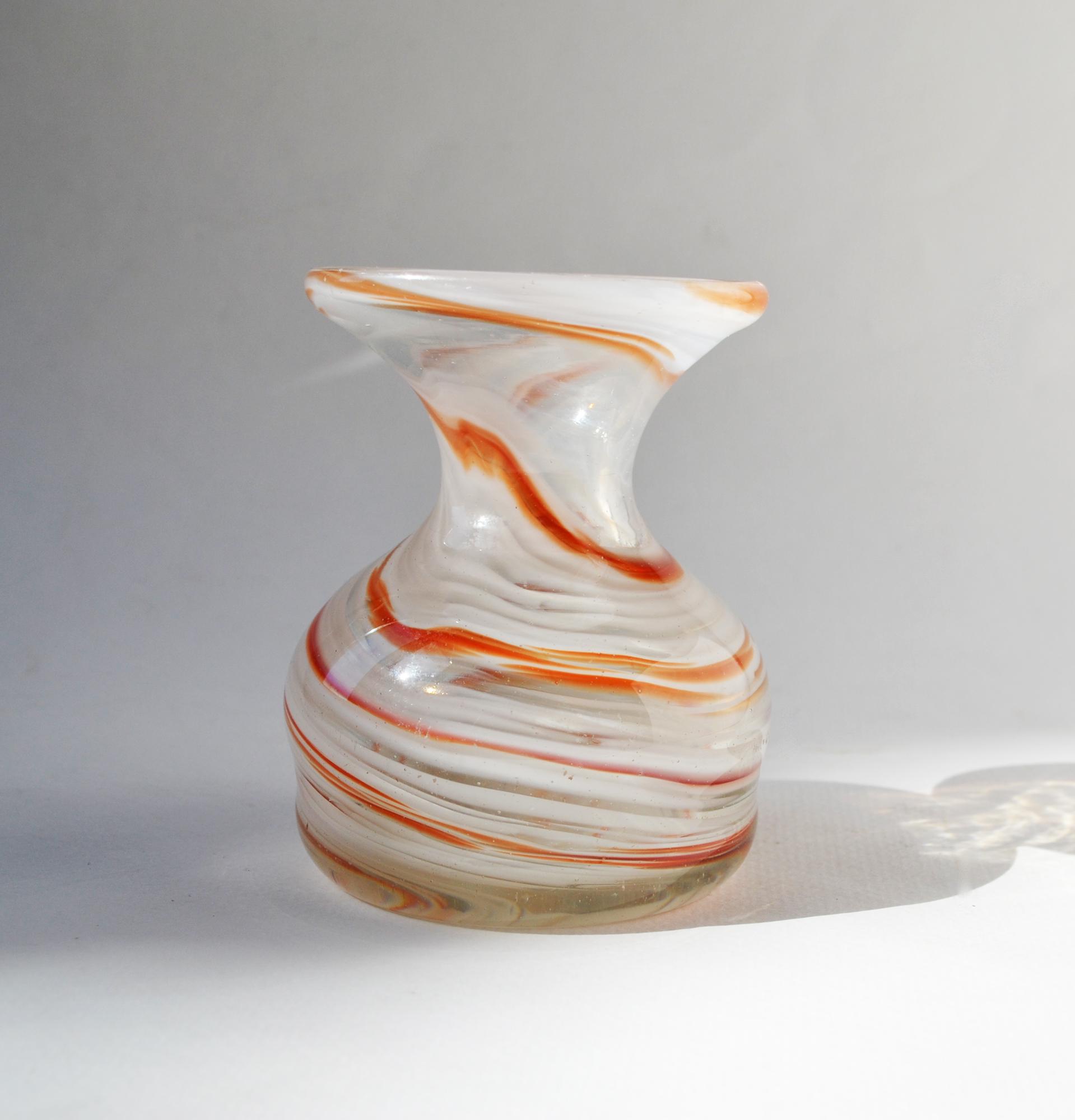 ムラーノスタイルのガラス花瓶、ヴィンテージの小さな黄色の花瓶