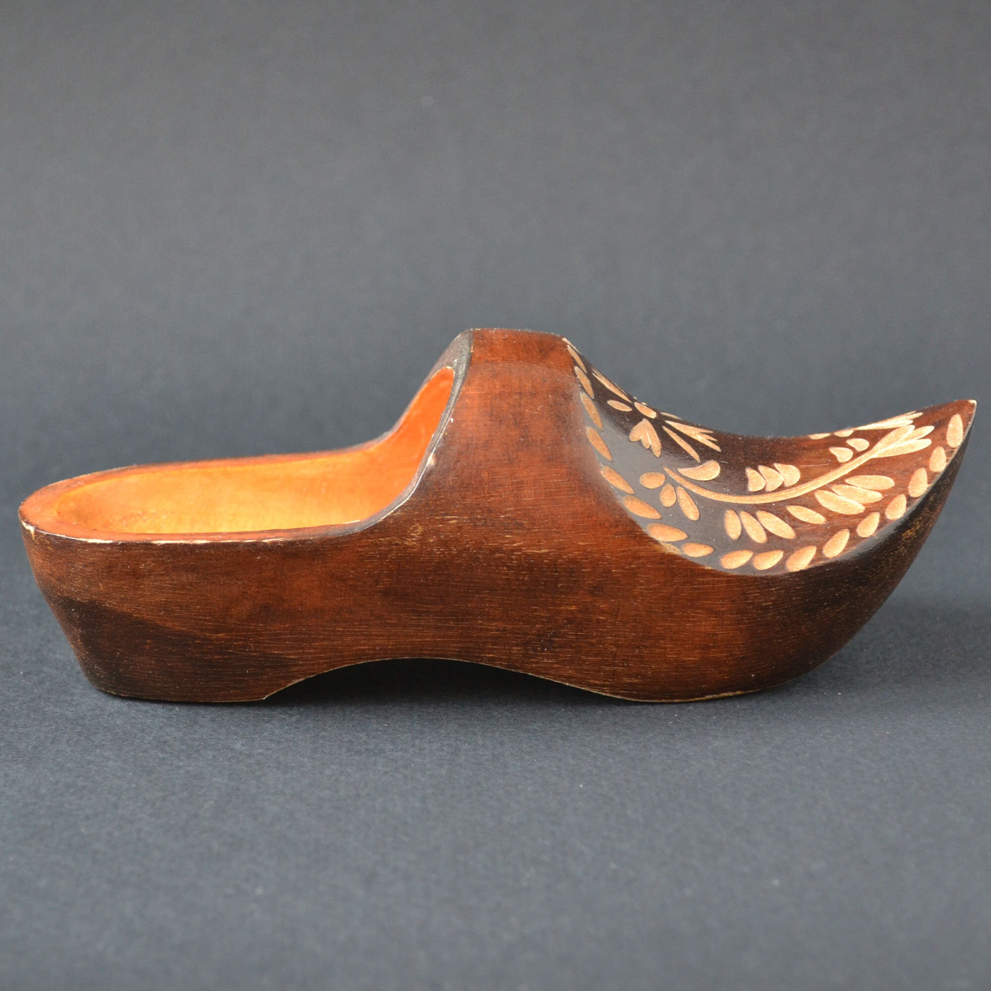 Small wooden shoe jewelry holder pins holder Etsy