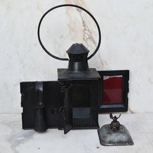 Antique kerosene lantern 1954, lantern oil lamp, Hanging lantern, Railroad lantern, Rustic lamp, Industrial lantern