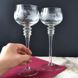 Cocktail glasses set of 2, Vintage glassware, Etched wine glasses, Wine goblet set
