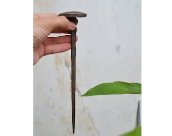 Large iron nail, Hand forging, Wrought iron