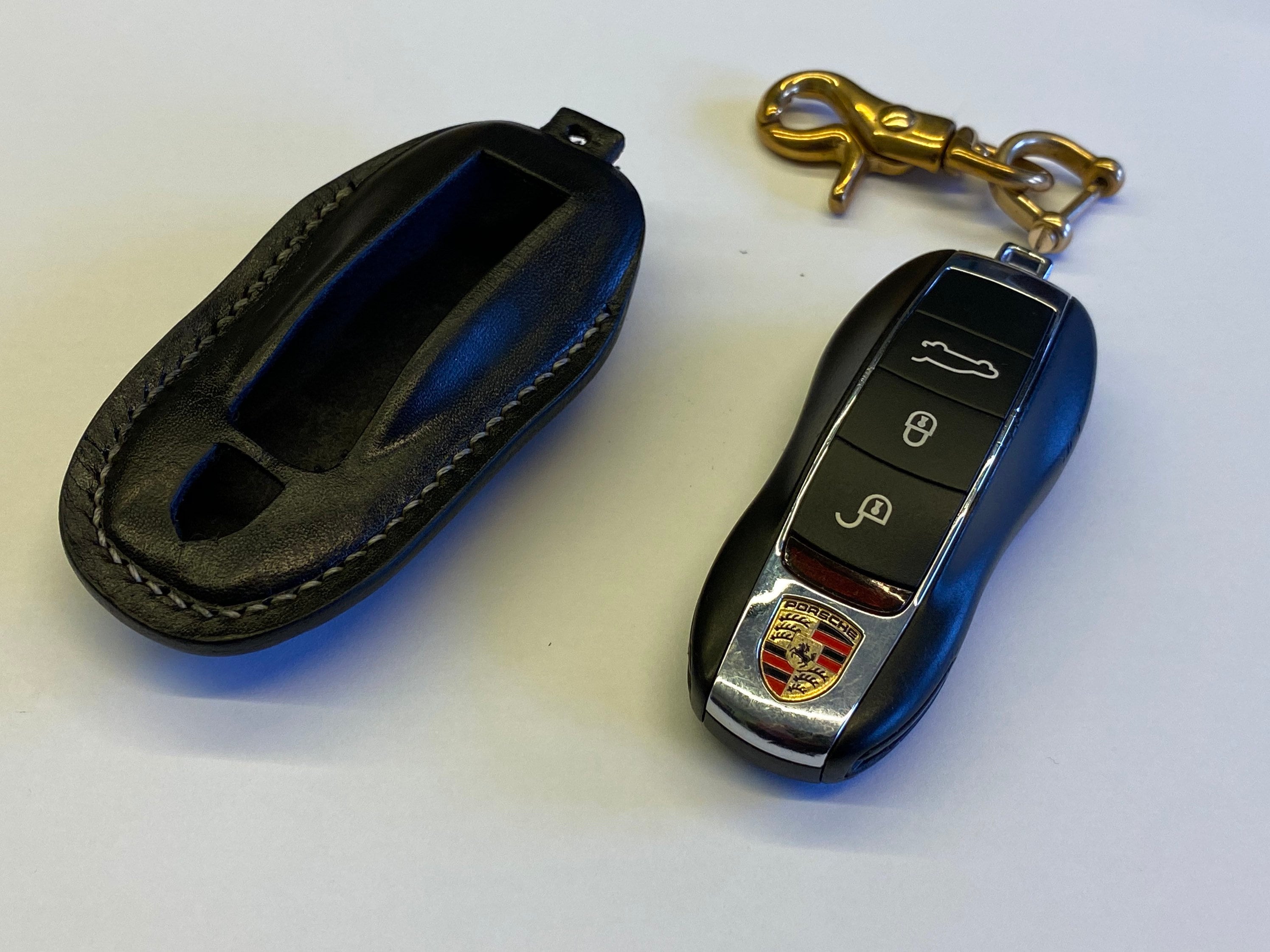 Porsche Schlüsselhülle, personalisierte Auto-Schlüsselanhängerhülle für  Porsche, italienisches pflanzlich gegerbtes Leder, Geschenk für Ihn, Papa  Geburtstagsgeschenk - .de