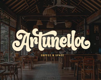 Retro Swirl Font: 70s Groovy Lettering (OTF/TTF/WOFF)
