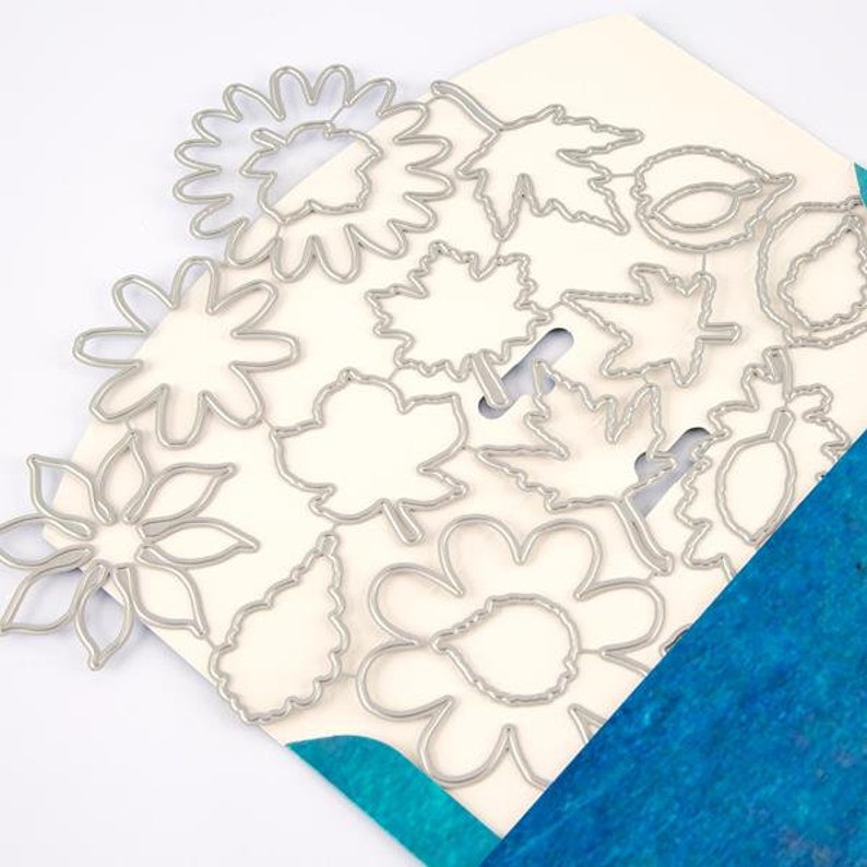 Floral Companions Stamp /& Die Collection