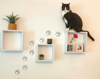 Small wire dog paw print sign. Wire cat paw print. Paw print wall decor. Pet lover gift. Pet owner gift.