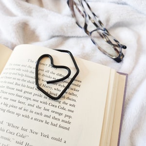 house bookmark Wire bookmark, heart bookmark, love bookmark, house bookmark, book clip, book gift, new home gift, realtor gift, page clip image 1