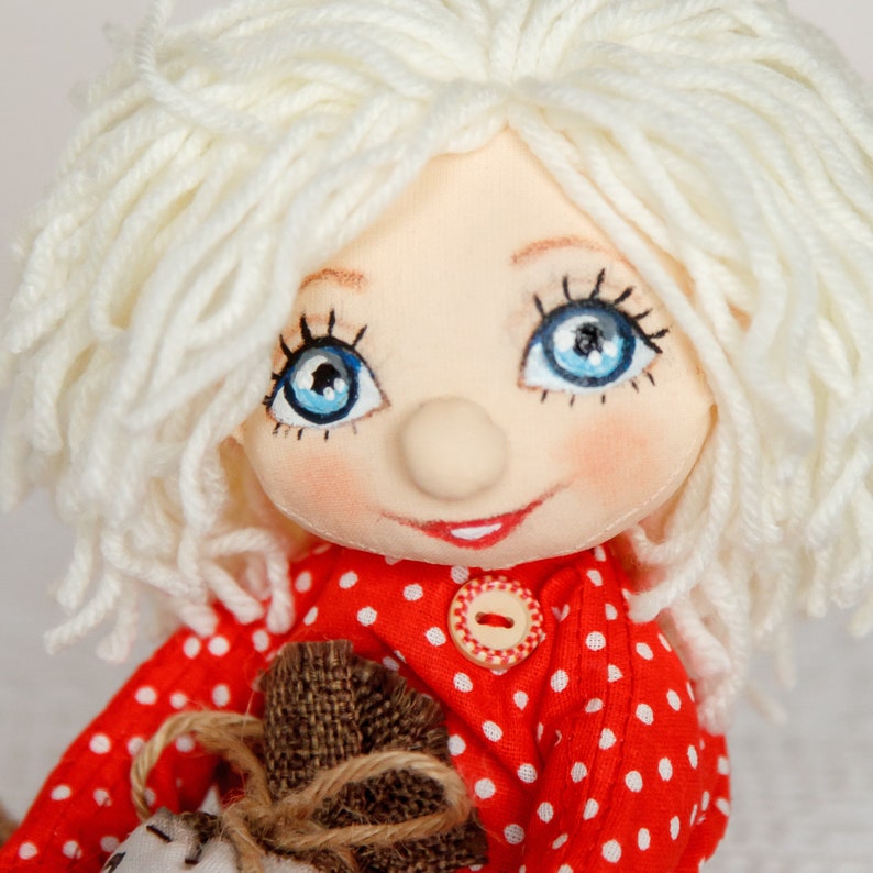 tissue doll