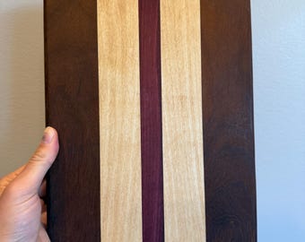 手作りの木製まな板／シャルキュトリーボード
