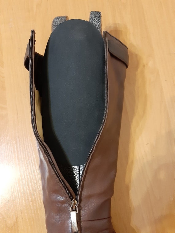 Shoe stretcher shop for boots