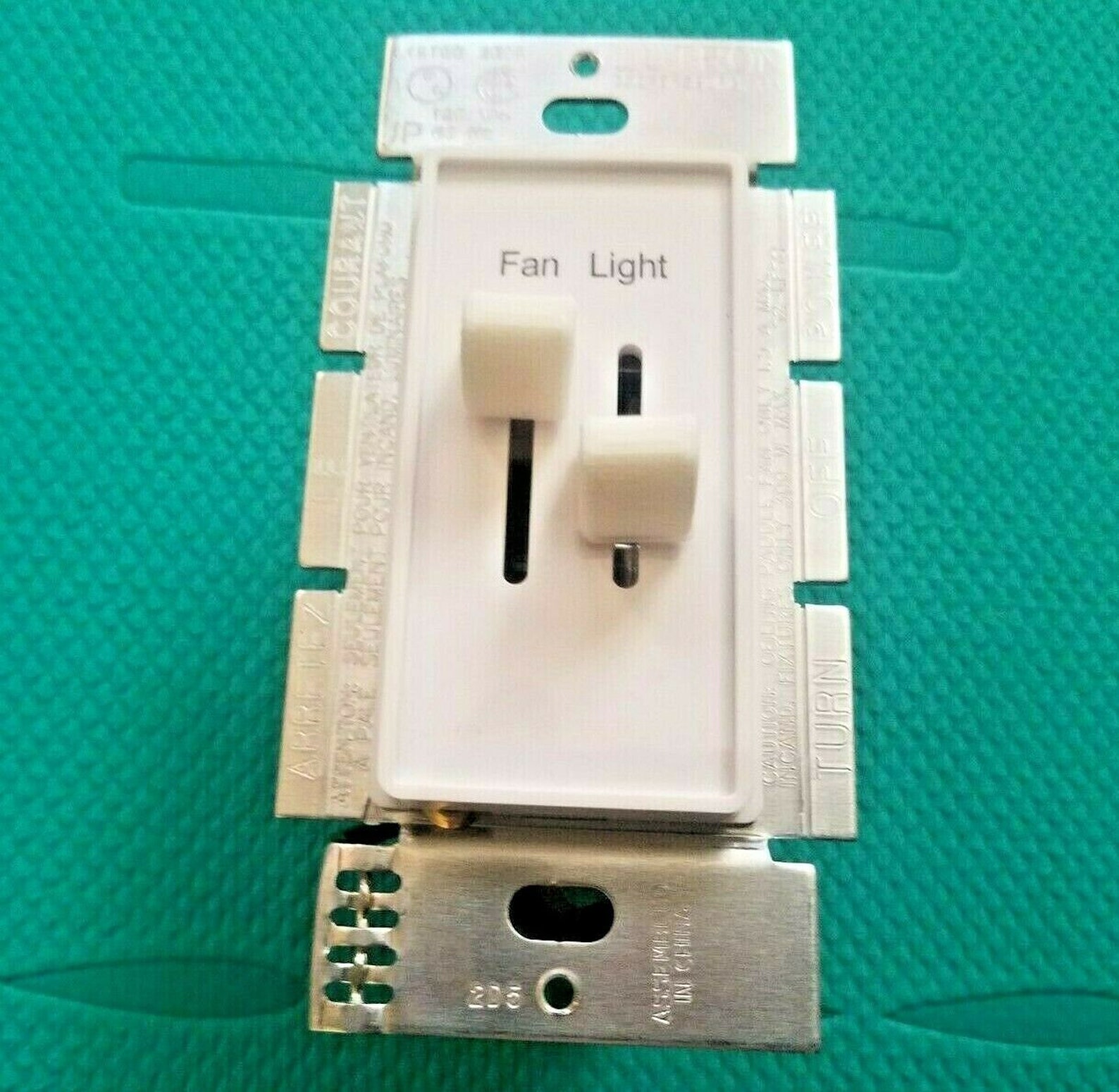 LUTRON Skylark Dual Split Dimmer replacement Slider HALF KNOBS