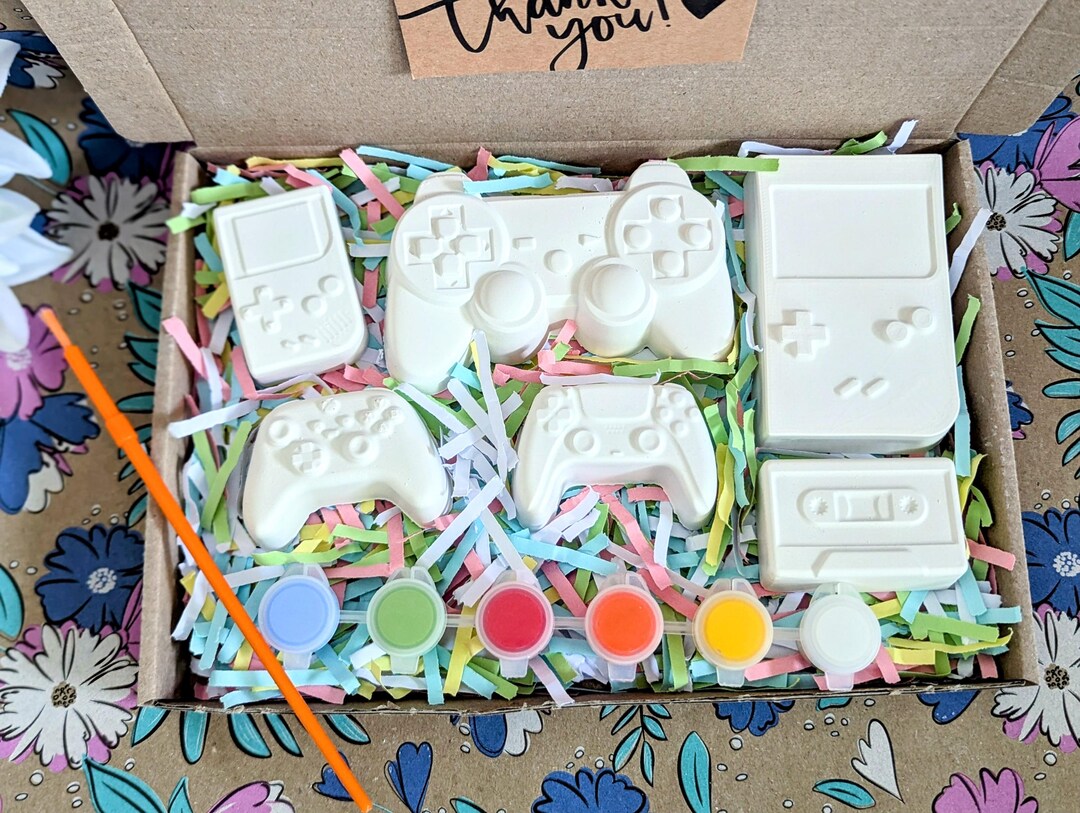 Gamer Inspired Kids Paint Set Craft Kit - Paint You Own Gaming Set ...