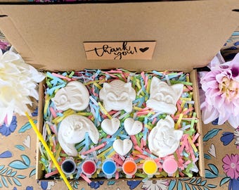 ソニック・ザ・ヘッジホッグにインスパイアされた子供用ペイントセットクラフトキット - 自分だけのソニックセットをペイント - ギフト - 絵画 - 石膏 - アクティビティセット - ソニック