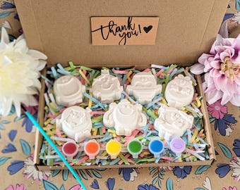 Mr Menにインスパイアされた子供用ペイントセットクラフトキット - 自分だけのMr Menセットをペイント - ギフト - 絵画 - パリの石膏 - Mr Menアクティビティペイント - Mr Men