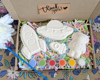 Zestaw do malowania dla dzieci inspirowany kosmosem - Zestaw do malowania własnego kosmosu - Prezenty - Do malowania - Malowanie - Gips - Zestaw do aktywności