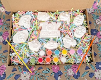 Zestaw do malowania dla dzieci inspirowany Toy Story - zestaw do malowania własnych rzeczy - zestaw Toy Story - prezenty - do malowania. Gips - zestaw do aktywności