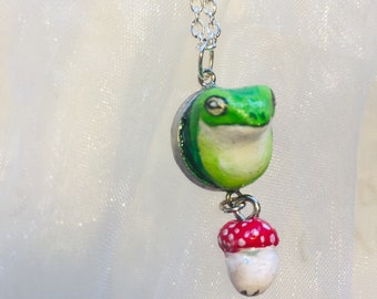 Chain Fairy Frog
