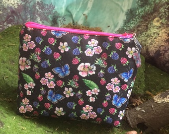 Cosmetic bag "Brombeerwald"