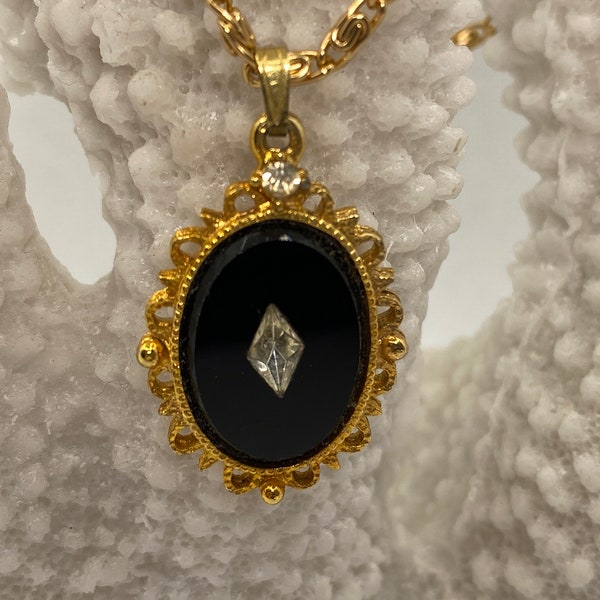 Vintage Onyx Necklace ~ 18" ~ Chain Necklace ~ Victorian Necklace ~ Onyx Pendant ~ Jewelry ~ Gifts For Her ~ Gold Plated ~ Costume
