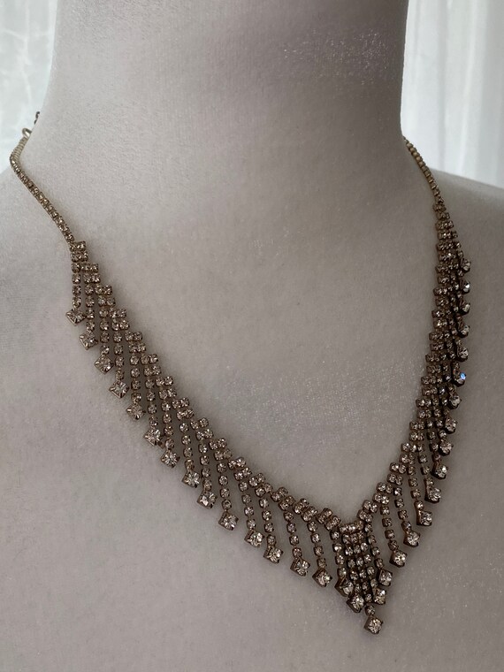 Vintage Necklace ~ 15"- 20" ~ Silver Toned ~ Jewe… - image 2