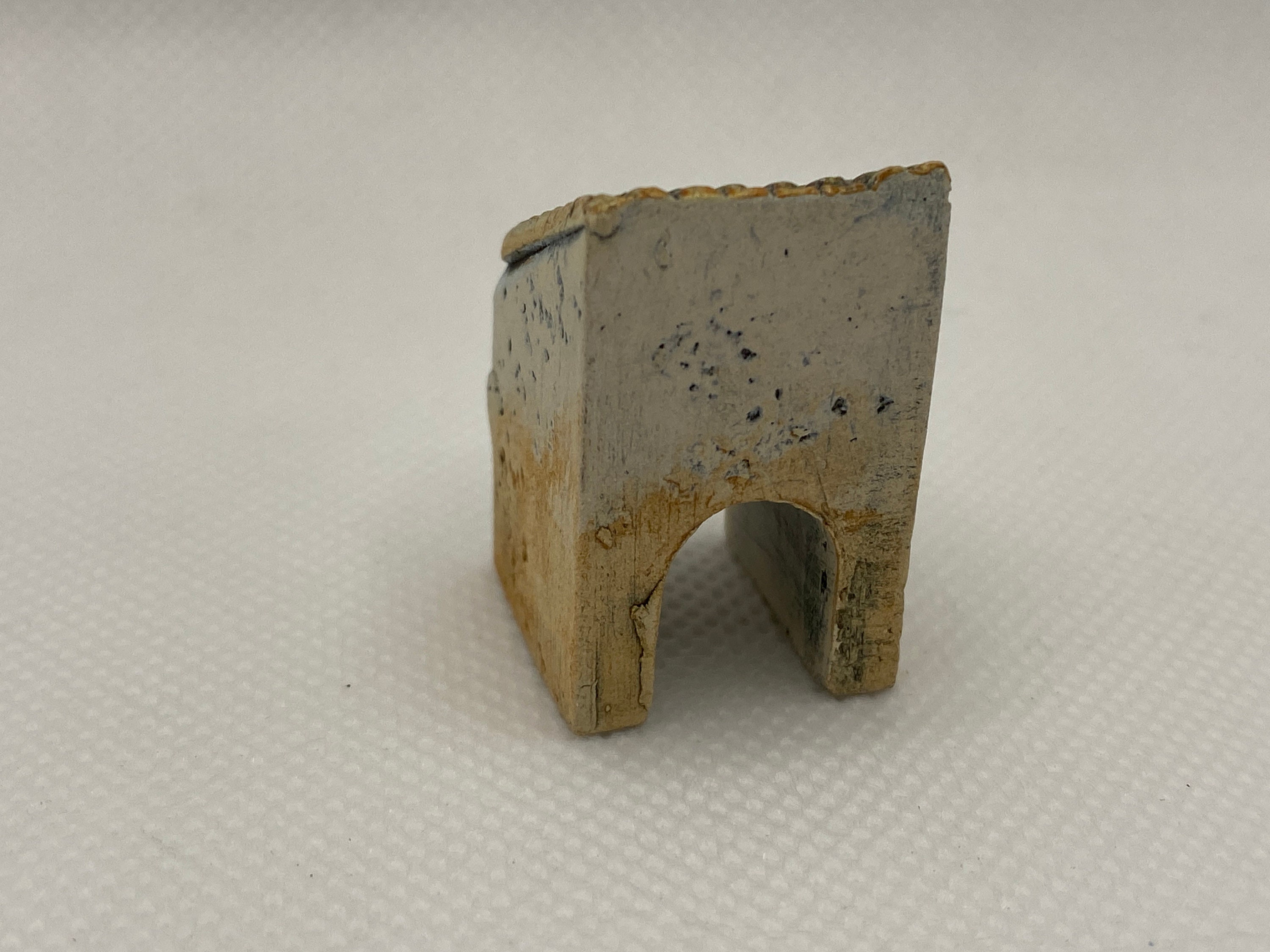 Gault Miniature Building ~ Original Ceramic ~ Provence