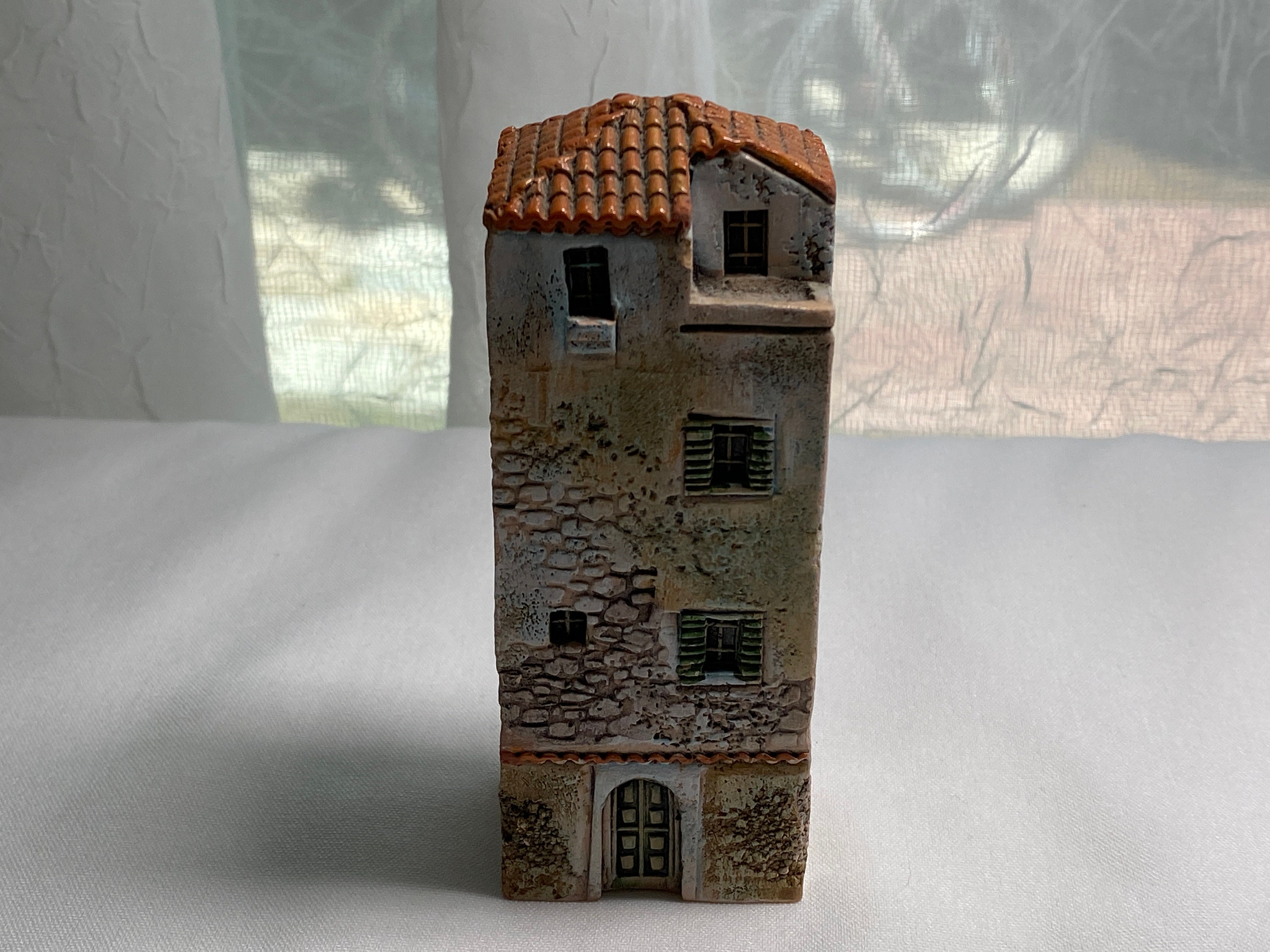 Gault Miniature Building ~ Original Ceramic ~ Provence