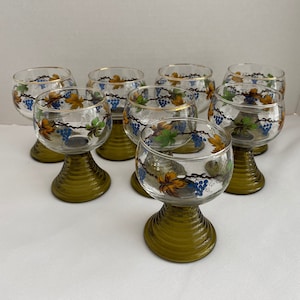 Vintage German Roemer Wine Goblets ~ Wine Glasses ~ Beehive Stem ~ Grape Leaf Design ~ 5oz ~ Vintage Bar Glasses ~ Glassware Set ~ Gift