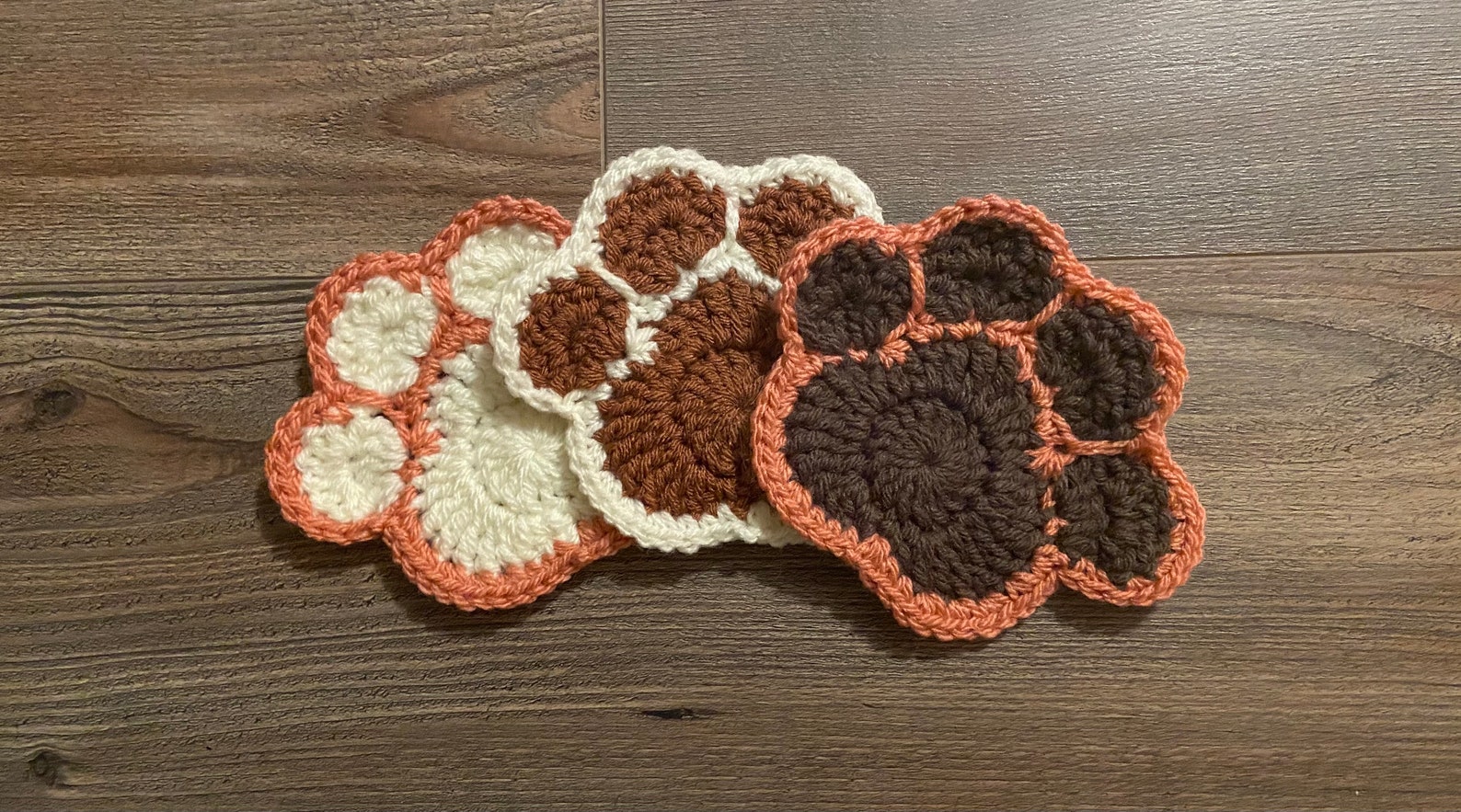 Crochet Paw Print Coaster Set Dog Paw Coaster Cat Paw Etsy