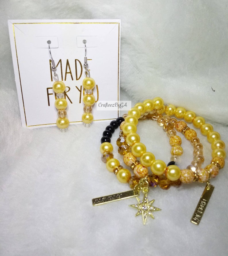 Bracelet and earring set