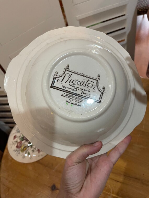 Vintage floral serving bowls with lids Dining & Serving Kitchen & Dining Home & Living