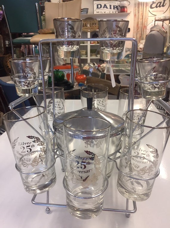 ice bucket with shot glasses